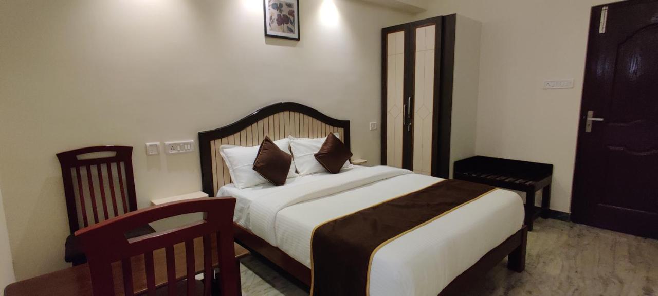 Rmc Travellers Inn Chennai Exterior photo