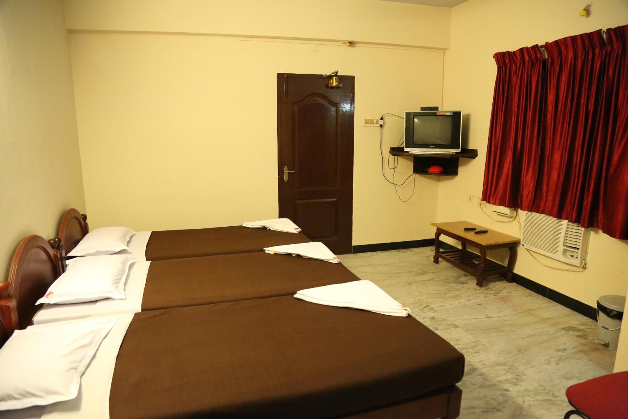 Rmc Travellers Inn Chennai Room photo