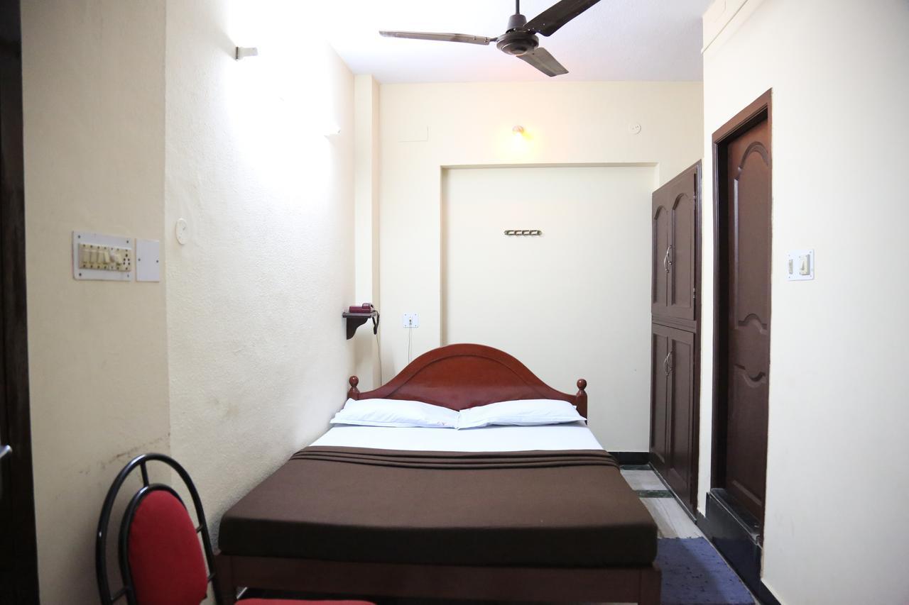 Rmc Travellers Inn Chennai Exterior photo